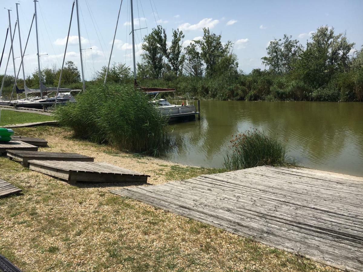 Bootshaus Am See Neusiedl am See Exterior foto